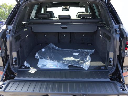 New 2026 BMW X5 M60i w/ Executive Package image 5