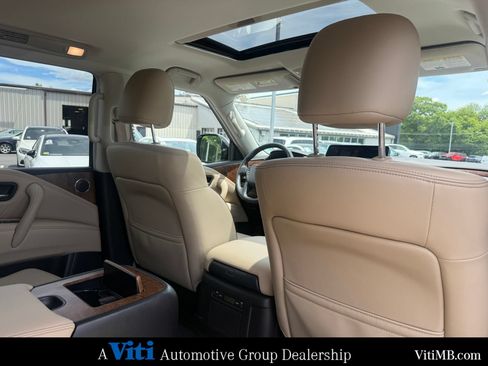 Used 2023 Nissan Armada SL w/ Captain's Chairs Package AWD/4WD image 28