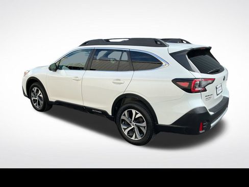 Used 2020 Subaru Outback Limited AWD/4WD image 3