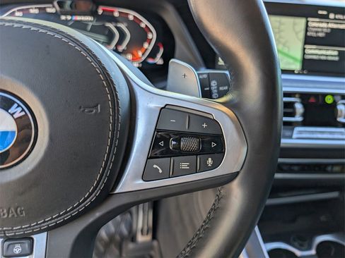 Used 2022 BMW X7 M50i image 28