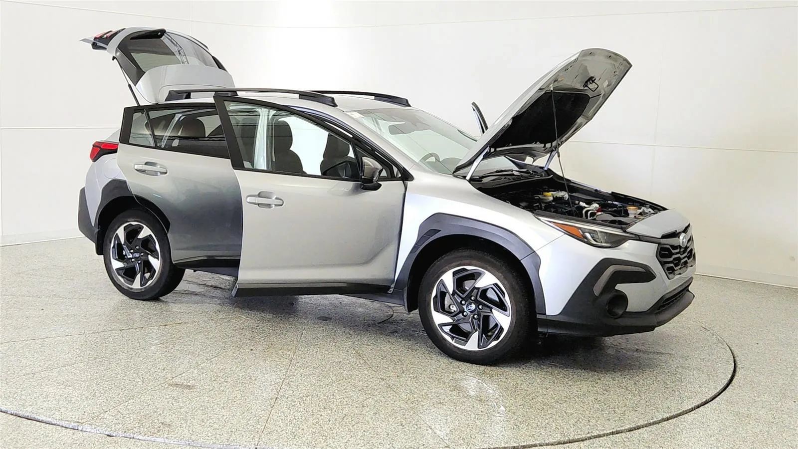 Used 2024 Subaru Crosstrek 2.5i Limited AWD/4WD image 9