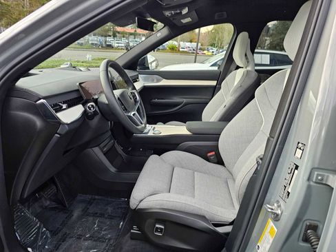 Used 2025 Volvo EX90 Ultra image 27