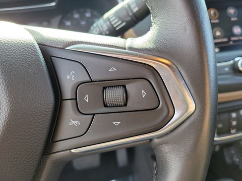 Used 2021 Chevrolet TrailBlazer ACTIV w/ Driver Confidence Package FWD image 19