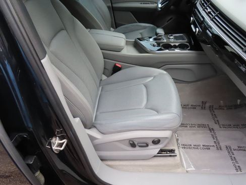 Used 2017 Audi Q7 3.0T Premium Plus AWD/4WD image 22