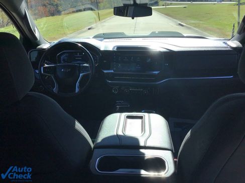 Used 2022 Chevrolet Silverado 1500 LT Trail Boss w/ Protection Package image 15