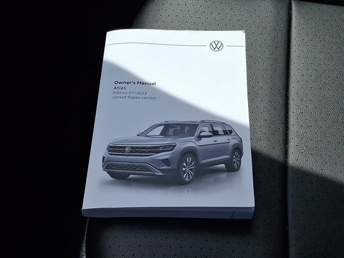 Used 2023 Volkswagen Atlas SE AWD/4WD image 24