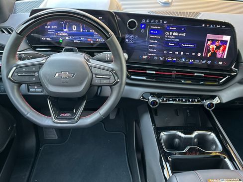 Used 2024 Chevrolet Silverado EV RST image 16