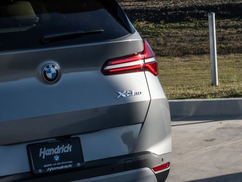 New 2026 BMW X3 xDrive30 w/ Premium Package image 8