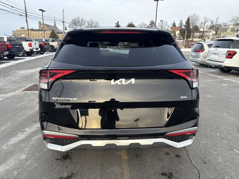 Used 2024 Kia Sportage SX image 4