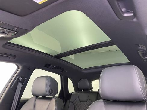 Certified 2025 Audi SQ5 Premium Plus AWD/4WD image 18