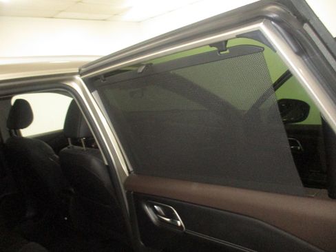 Used 2023 Nissan Rogue Platinum w/ Platinum Premium Package AWD/4WD image 16