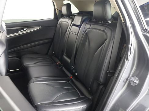 Used 2023 Lincoln Nautilus Reserve AWD/4WD image 34