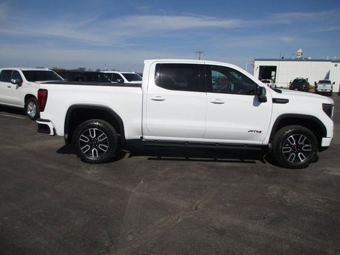Used 2023 GMC Sierra 1500 AT4 w/ AT4 Premium Package image 3