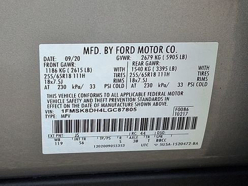 Used 2020 Ford Explorer XLT w/ Equipment Group 202A AWD/4WD image 27