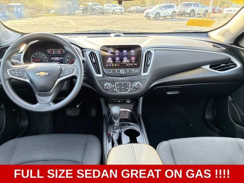 Used 2024 Chevrolet Malibu LT FWD image 17