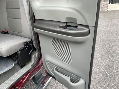 Used 2006 Ford F250 XLT AWD/4WD image 21