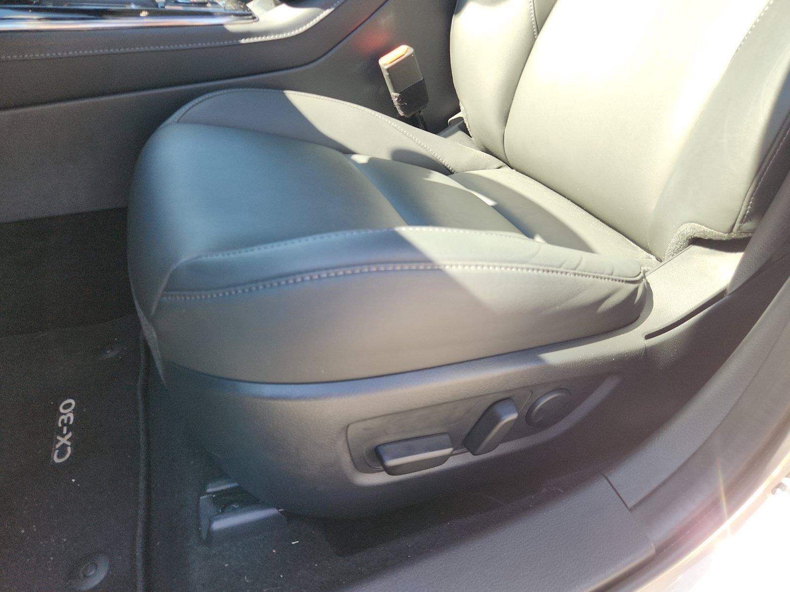 Certified 2025 MAZDA CX-30 AWD 2.5 S w/ Preferred Package image 17
