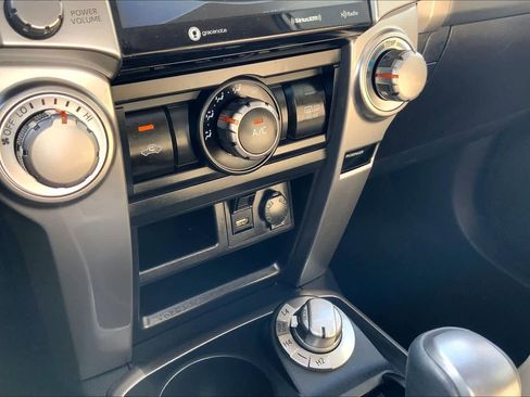 Used 2023 Toyota 4Runner SR5 Premium image 34