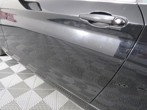 Used 2017 BMW 230i Convertible image 21