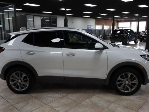 Used 2023 Buick Encore GX Essence w/ Experience Buick Package AWD/4WD image 6