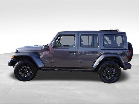 Certified 2025 Jeep Wrangler Unlimited Sahara w/ Safety Group AWD/4WD image 10