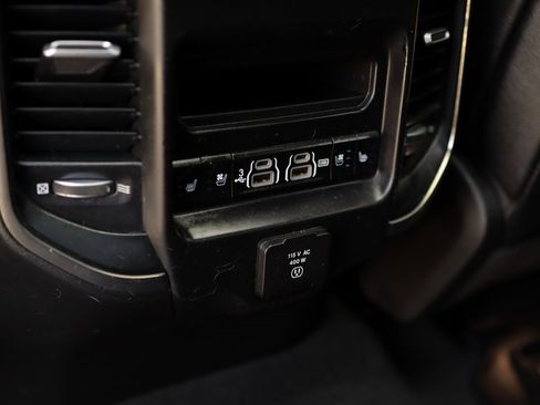 Used 2020 RAM 1500 Limited image 33