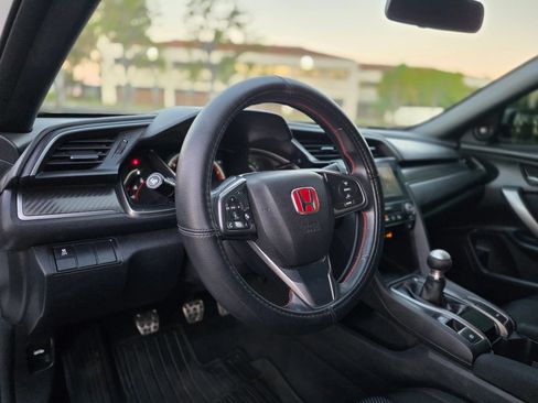 Used 2017 Honda Civic Si image 21