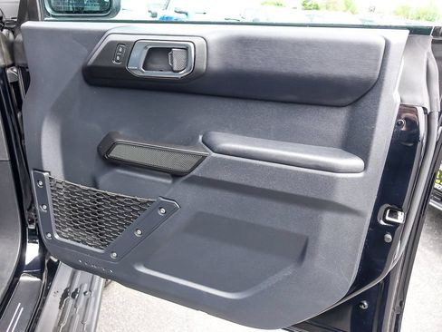 Used 2025 Ford Bronco Outer Banks AWD/4WD image 26