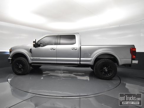 Used 2020 Ford F250 Lariat w/ Tremor Off-Road Package AWD/4WD image 3