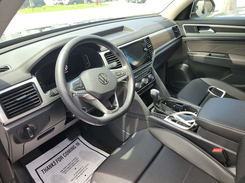 Used 2022 Volkswagen Atlas SE FWD image 14