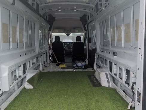 Used 2023 Ford Transit 250 148 High Roof Extended RWD image 12
