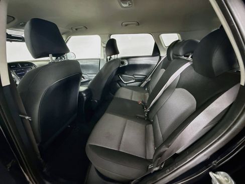 Used 2022 Kia Soul LX FWD image 27