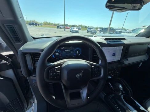 New 2026 Ford Bronco Badlands AWD/4WD image 10