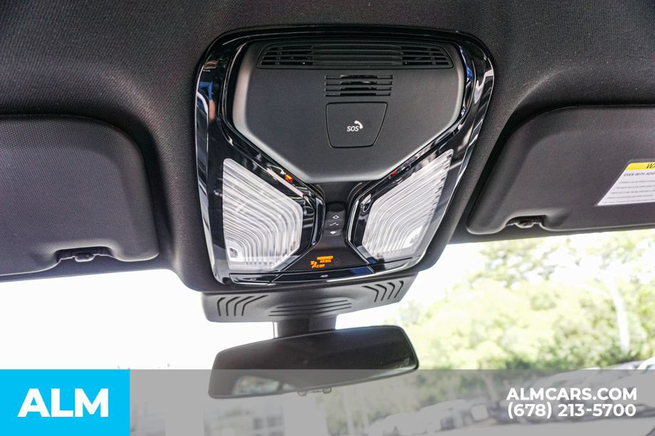 Used 2025 BMW X4 xDrive30i AWD/4WD image 32