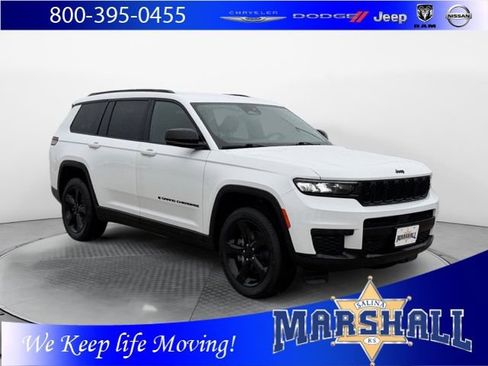 Used 2023 Jeep Grand Cherokee L Laredo AWD/4WD image 1