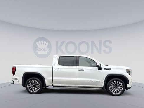 Used 2023 GMC Sierra 1500 Denali Ultimate AWD/4WD image 8