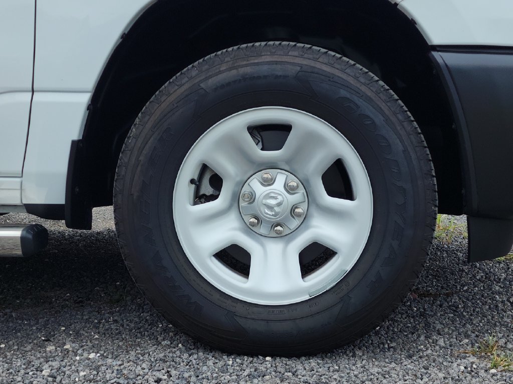 Used 2025 RAM 1500 Tradesman AWD/4WD image 11