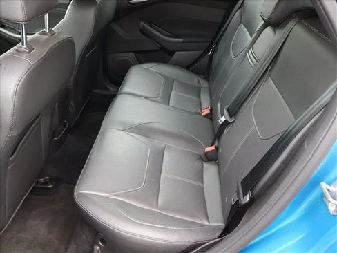 Used 2015 Ford Focus SE w/ Equipment Group 201A FWD image 25