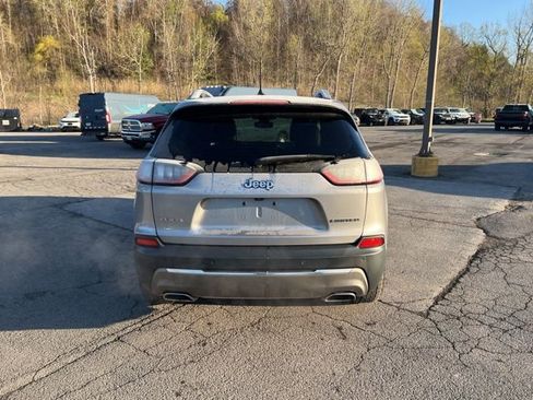 Used 2019 Jeep Cherokee Limited image 5