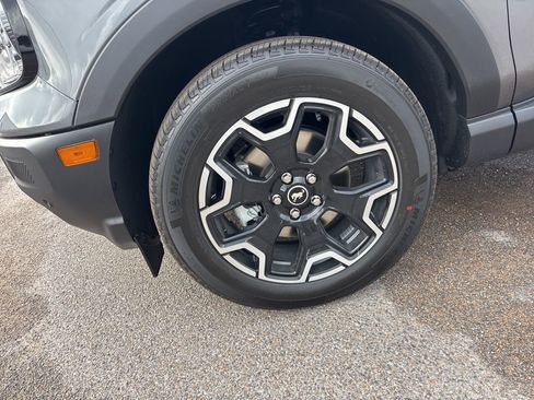 New 2025 Ford Bronco Sport Outer Banks w/ Outer Banks Tech Package+ image 9