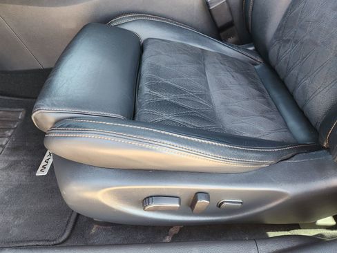 Used 2023 Nissan Maxima SR image 27