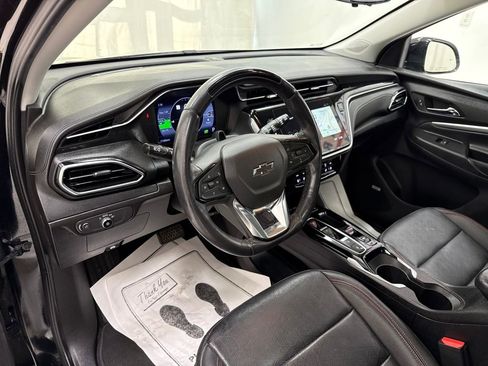 Used 2023 Chevrolet Bolt EUV Premier w/ Sun & Sound Package image 21