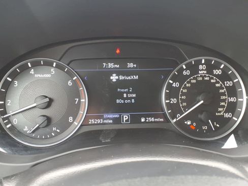 Certified 2023 INFINITI QX50 Luxe image 8