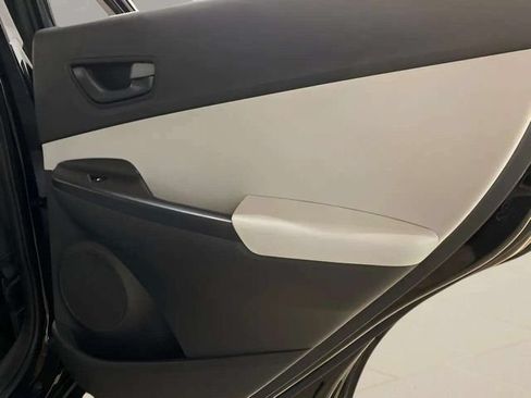 Used 2022 Hyundai Kona SEL FWD image 80