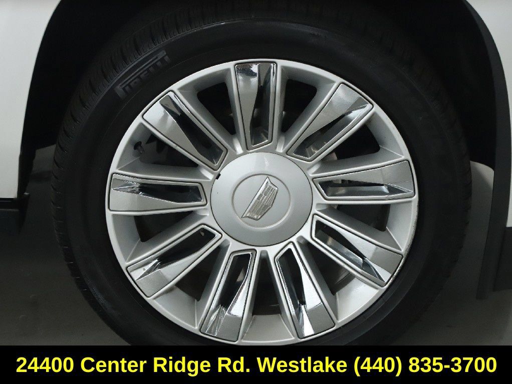 Used 2020 Cadillac Escalade Platinum AWD/4WD image 10