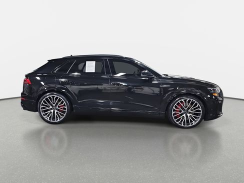 Used 2024 Audi SQ8 Prestige w/ Prestige Package image 4