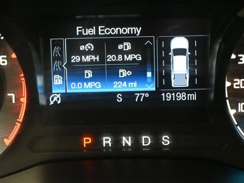 Used 2019 Ford Ranger XLT w/ Equipment Group 302A Luxury AWD/4WD image 17