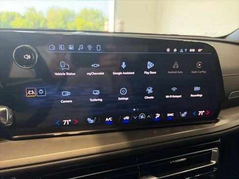 New 2027 Chevrolet Traverse LT w/ Driver Confidence Package FWD image 20