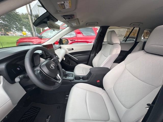 New 2026 Toyota Corolla Cross LE FWD image 4