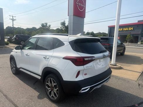 Used 2021 Kia Seltos SX w/ SX Sunroof Package AWD/4WD image 7
